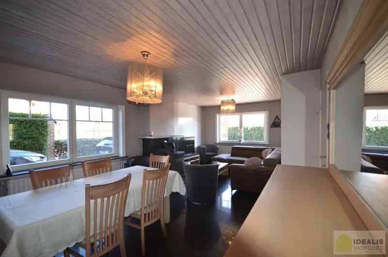 Huis te Koop Pelt: 3 Slaapkamers, Tuin, Garage