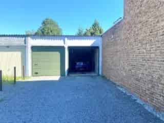 Garageboxen te Koop Ronse 40m2 Ideale Investering