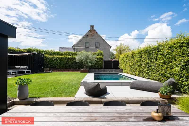 Huis te koop in Brakel: 3 slaapkamers, zwembad, jacuzzi en zonnepanelen