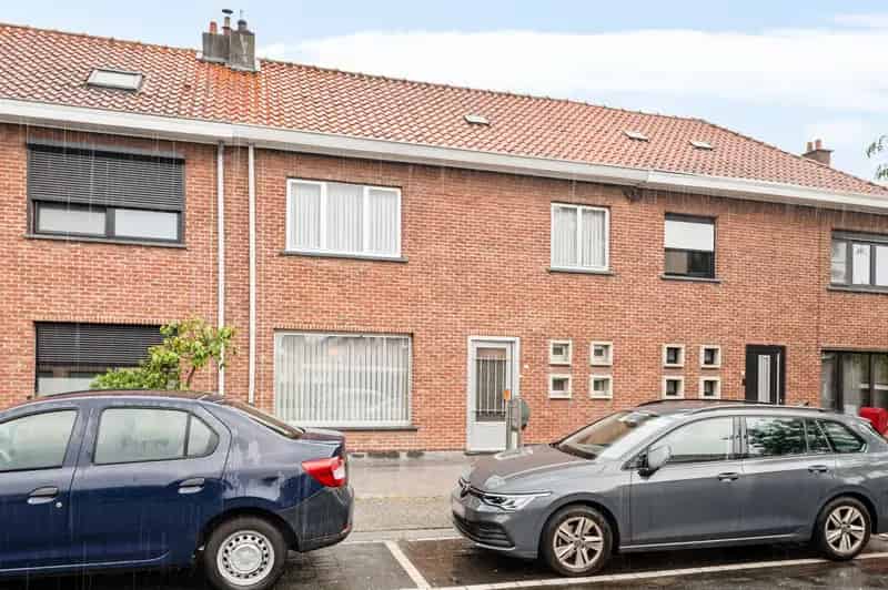 Ruime Eengezinswoning 3 slaapkamers 2 garages Mechelen