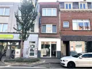 Handelsfonds Deurne: Wassalon 2 Appartementen Hoge Opbrengst