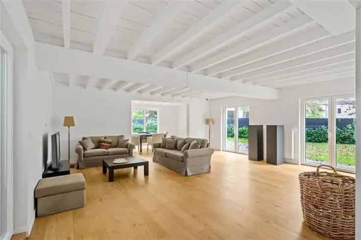Huis Te Koop: Gerenoveerde hoeve met 4 slaapkamers te Berlaar