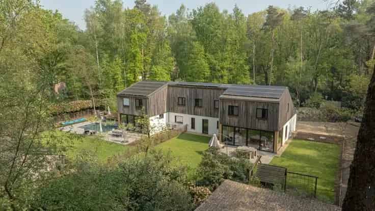 Gerenoveerde Villa Te Koop Wuustwezel
