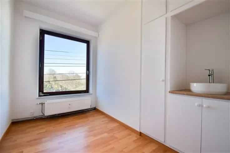 Appartement Te Koop Gerenoveerd 3 slaapkamers