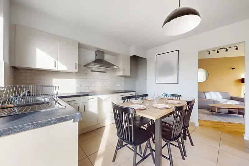 Appartement te huur Jette 4 slaapkamers terras