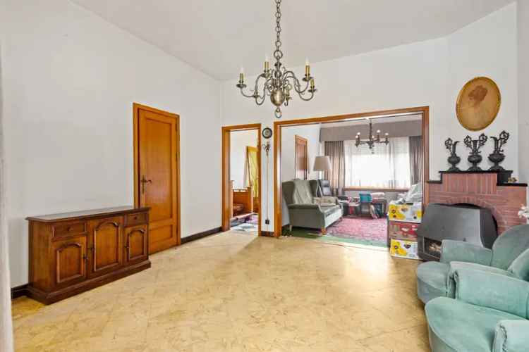 Te renoveren woning 3 slaapkamers Lier tuin garage