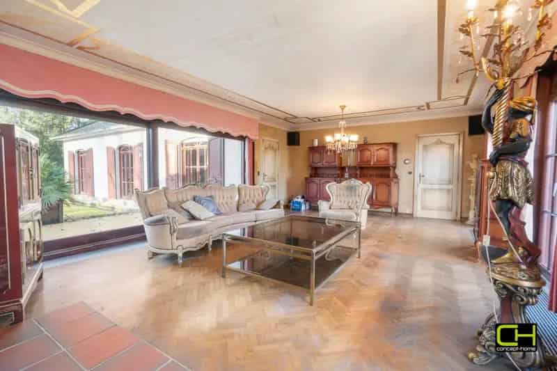 Exclusieve Villa 3 Slaapkamers te Koop Zomergem