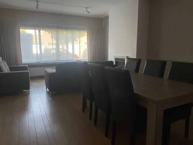 Appartement te huur Wilrijk: Ruim gelijkvloers met tuin en garage