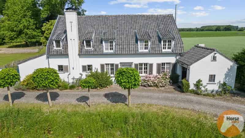 RUMMEN Landhuis 1ha54 4 slaapkamers gerenoveerd