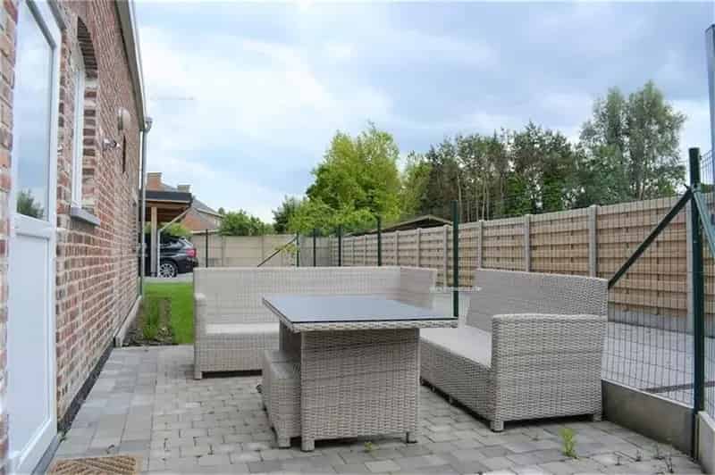Appartement te huur Ruddervoorde: Ruim gelijkvloers appartement met tuin