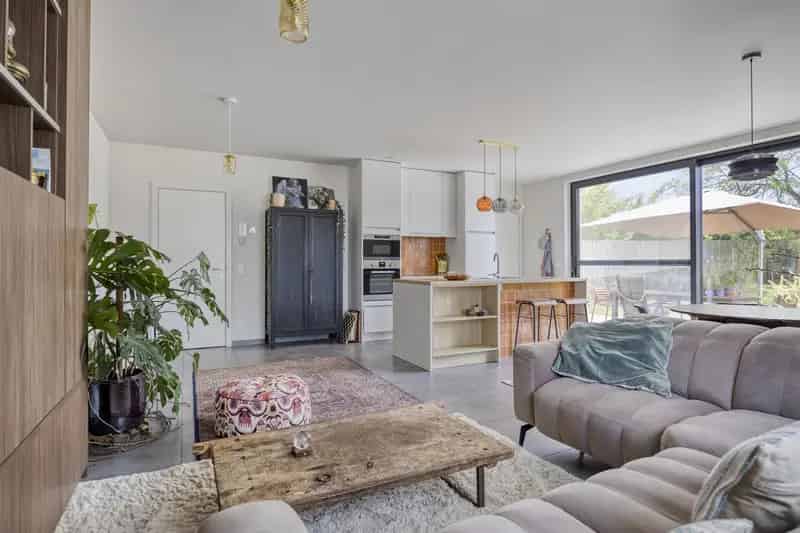 Halfopen Woning te Koop Hoepertingen 3 slaapkamers Tuin