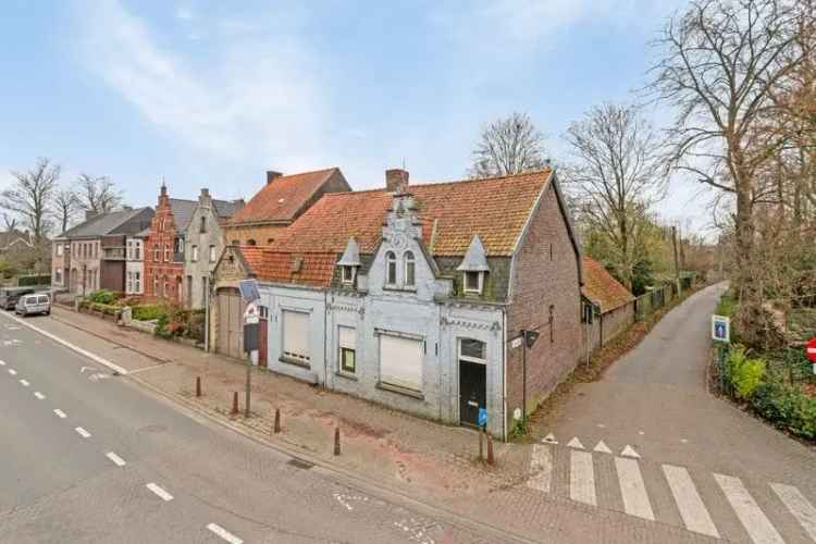 Te koop woningen in centrum Vichte nabij kasteel Beukenhof