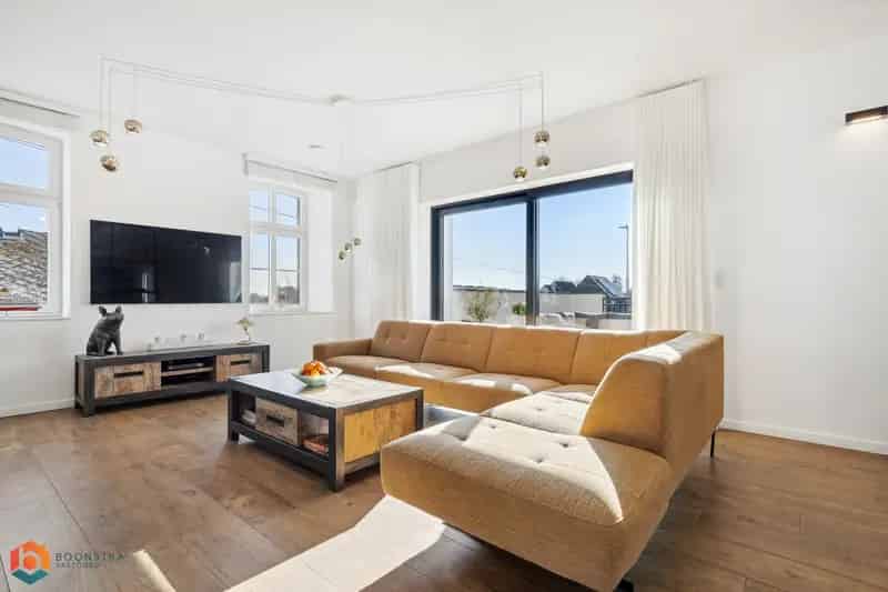 Luxueus Duplex Appartement te Putte 186m² met Terras 64m²