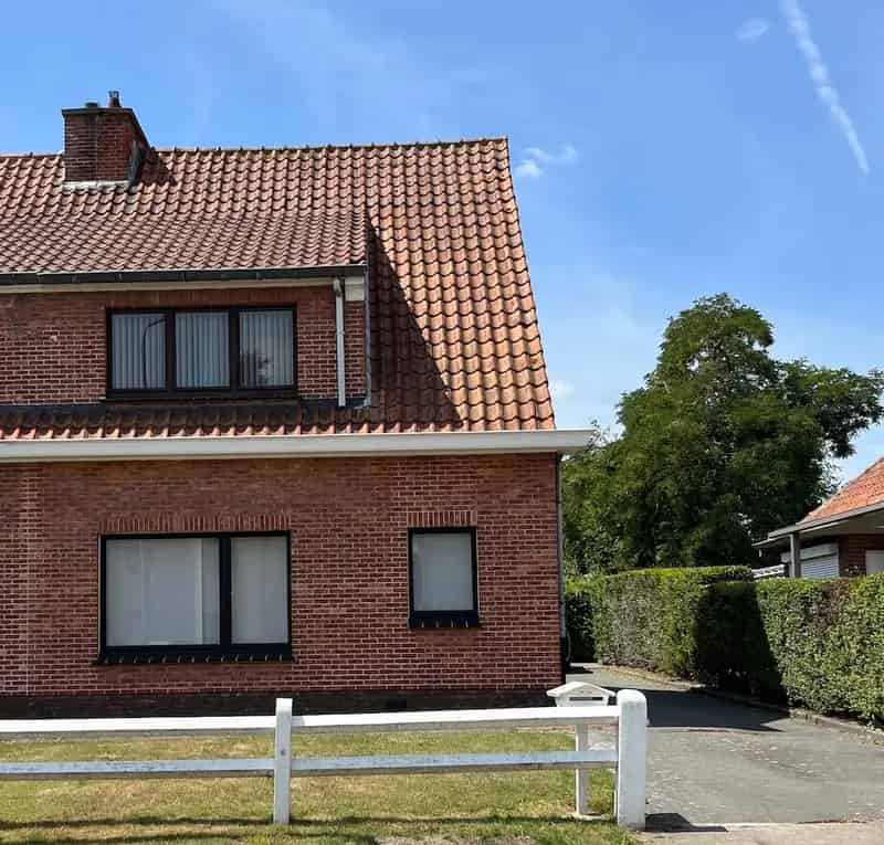 Huis te koop Lokeren: 3 slaapkamers, tuin, garage