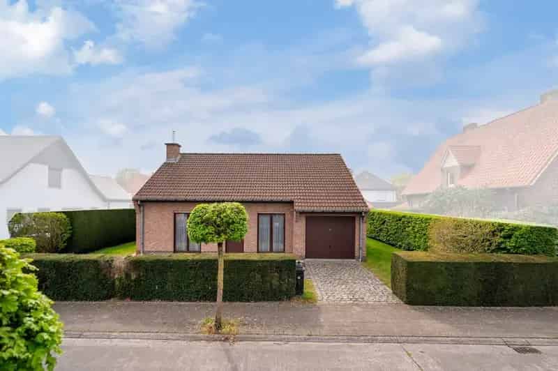 Laagbouwvilla te Destelbergen