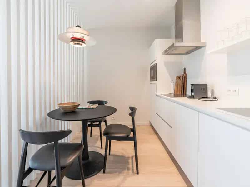 Gemeubeld Appartement Centrum Antwerpen Terras Berging