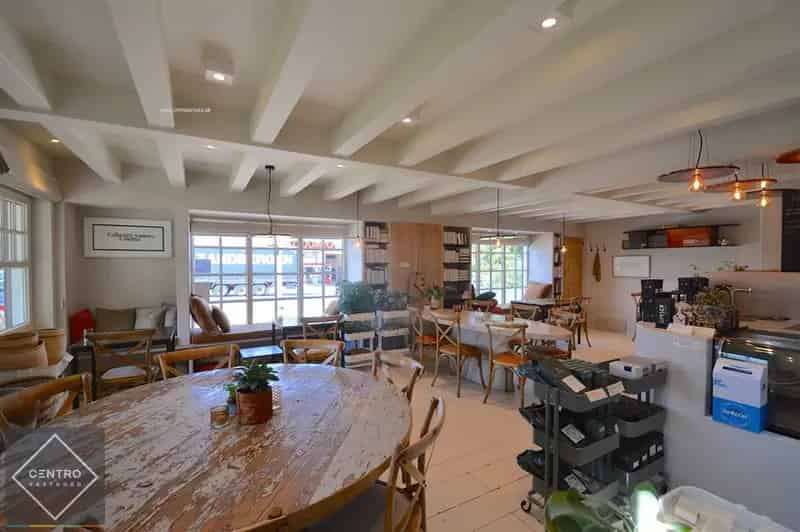 Kantoor met Woonst te Koop Oostkamp 6 slaapkamers