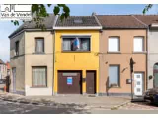 Huis te koop Aalst - Starterwoning met tuin en garage