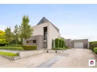 Villa te koop Tielt 4 slaapkamers luxe afwerking
