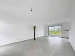 Huis te Huur 3 Slaapkamers Béclers Tuin Carport