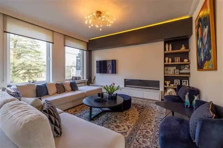 Penthouse Te Koop: Majestueus Villa-Appartement met Uitzicht