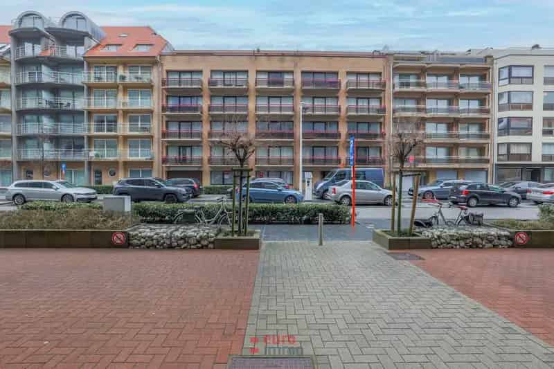 Open Parkeerplaats Binnenplaats