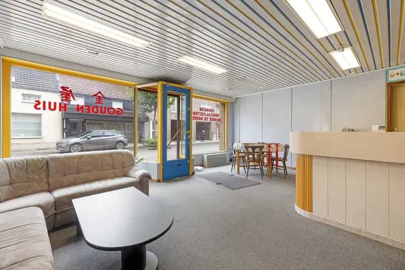 Handelspand met Woonst Schriek Centrum
