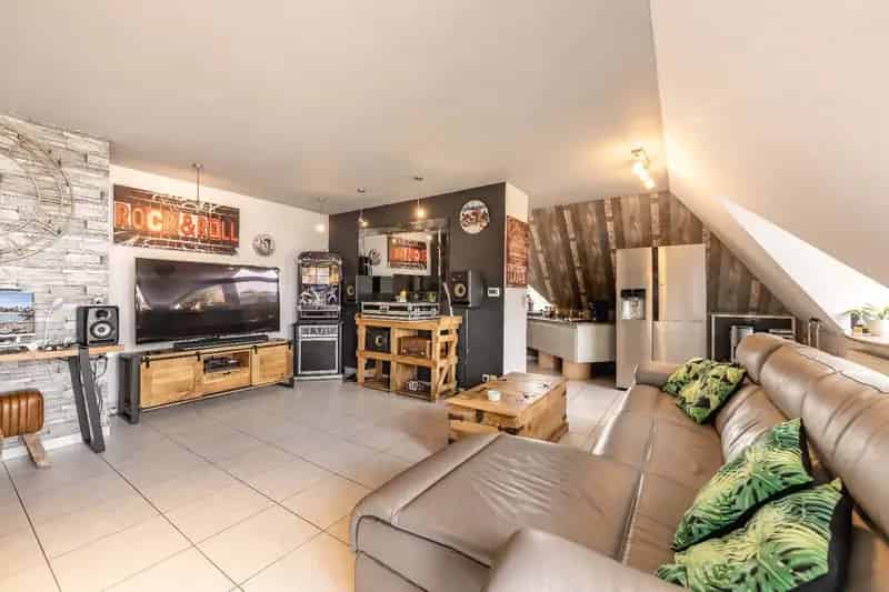 Ruim Appartement 112m2 Terras 46m2 Garage