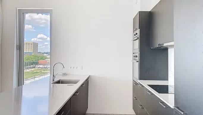 Appartement te huur Brussel Tour Taxis 2 slaapkamers Parking Kelder
