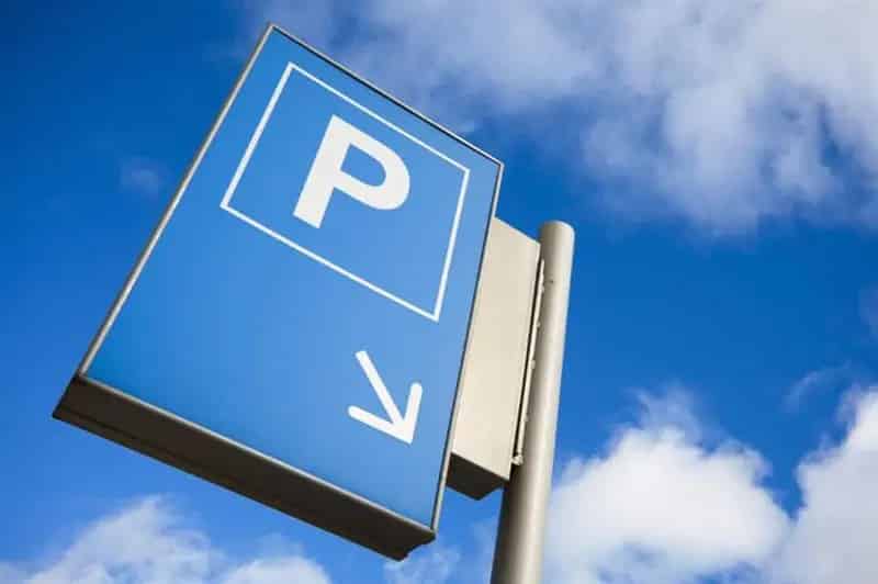 Antwerpen Autostaanplaats met elektrische lader