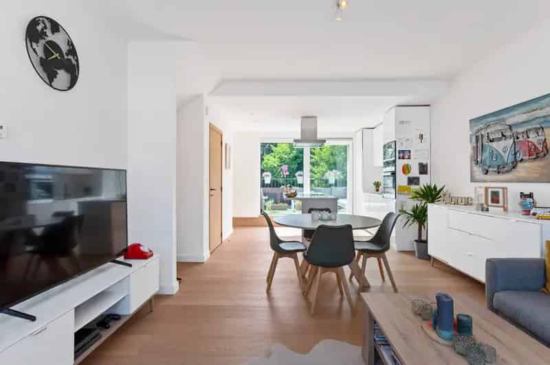 Duplex Appartement te Koop Schoten 2 slaapkamers Garage Terras