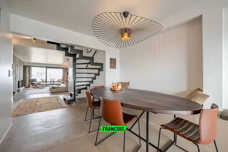 Luxueuze triplex op toplocatie in De Haan met zeezicht én zicht op de Concessiewijk
