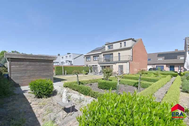 Bouwgrond te Koop Lievegem 248m² Zuidwest Georiënteerd