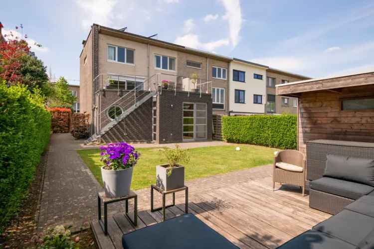 Huis te koop Edegem 5 slaapkamers 2 badkamers tuin