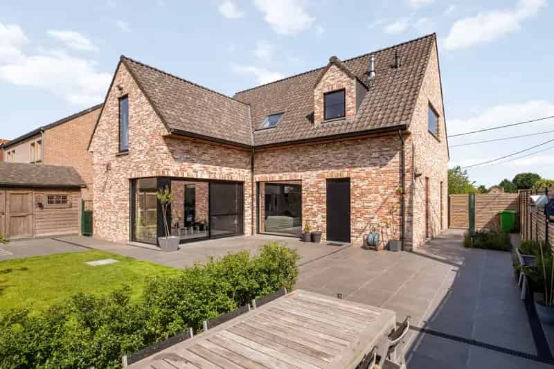 Moderne Landelijke Villa te Koop Lendelede