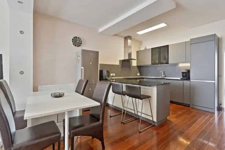 Appartement Te Koop - 3 Slaapkamers - Gerenoveerd