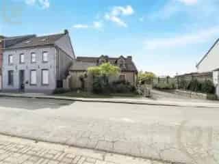 Huis te koop Leuze-en-Hainaut 4 facades met garage