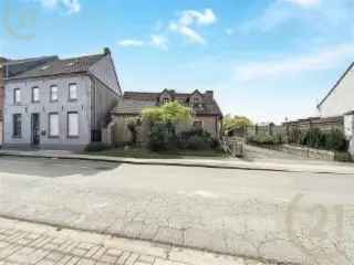 Huis te koop Leuze-en-Hainaut 4 facades met garage