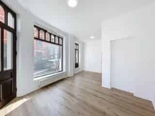 Handelspand te huur Elsene 45m²