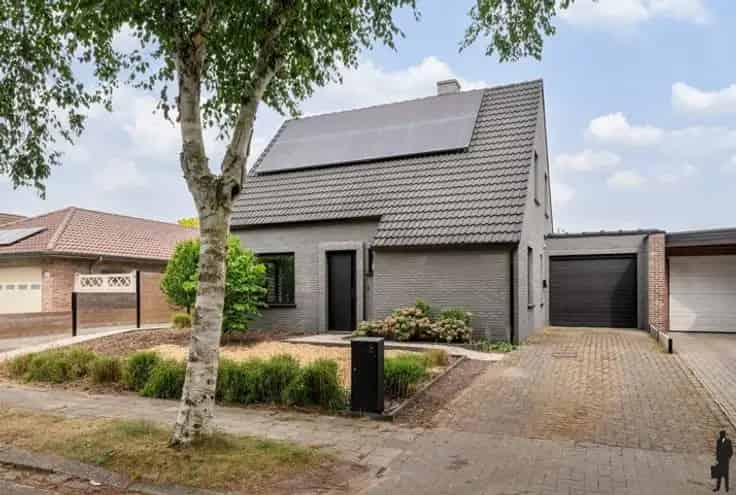 Instapklare Villa te Koop in Putte-Kapellen