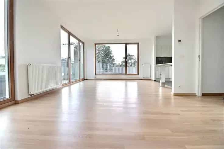 Penthouse Te Koop Ukkel Lycée Français