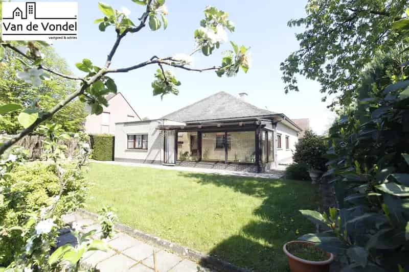 Bungalow te koop in residentiële wijk Affligem