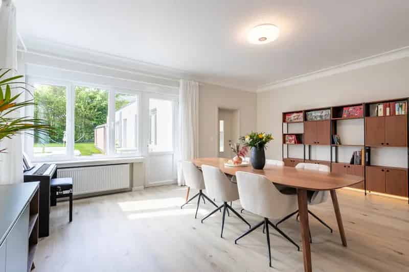 Huis te koop Dworp 5 slaapkamers garage tuin