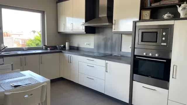 Appartement te Huur Lier - Bovenste Verdieping - 2011