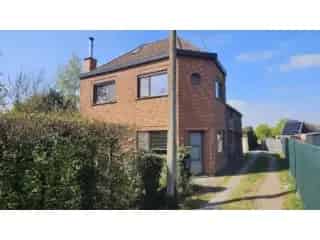 Huis te koop Nederokkerzeel 180m² 2 slaapkamers renovatieproject