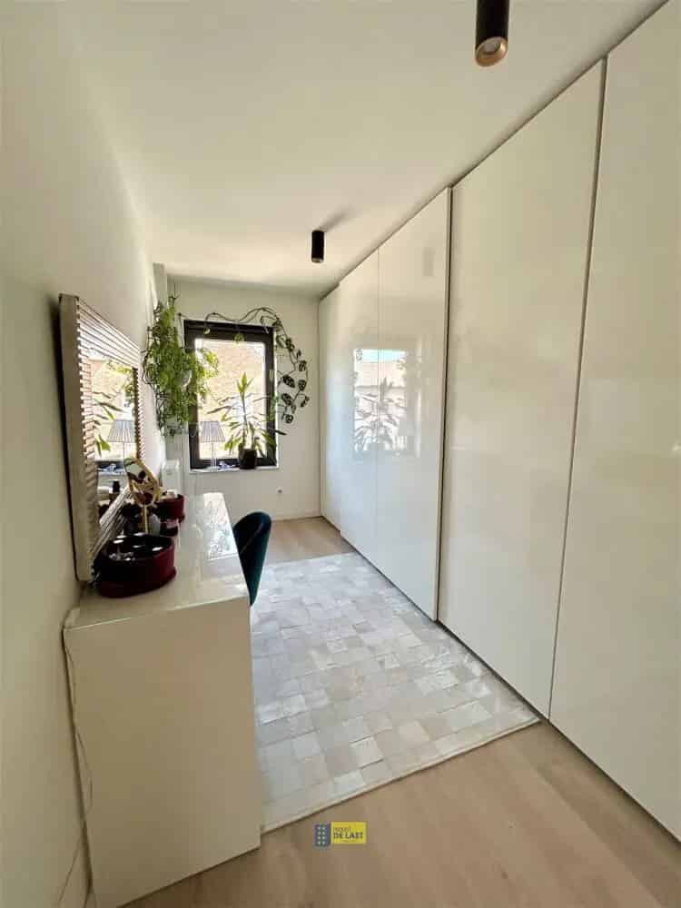 Gererenoveerde woning Ekeren nabij centrum