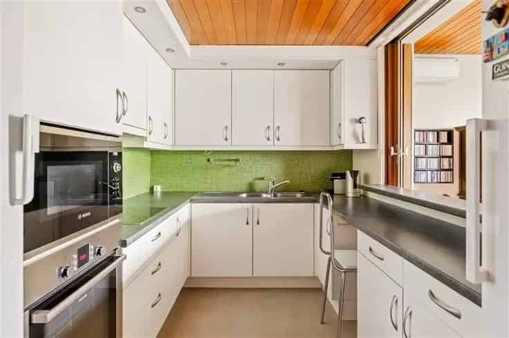 Ruim 3 Slaapkamer Appartement te Berchem