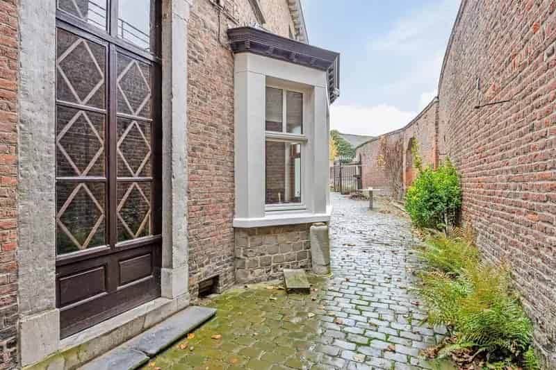 Huis te huur Borgloon: Karaktervol kanunnikenhuis met 6 slaapkamers