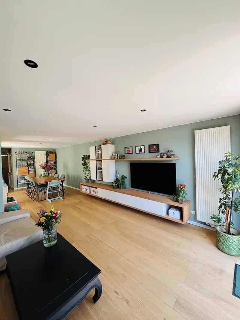 Huis te huur Merelbeke: Gerenoveerde woning met tuin