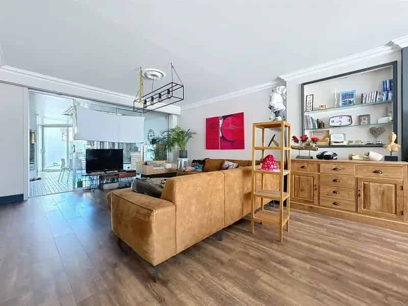 Ruime Hoekwoning 5 Slaapkamers Moorslede